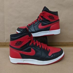 Air Jordan 1 1.5 sz 9 bred